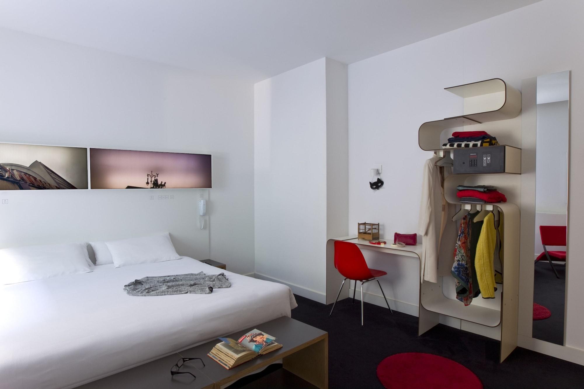 Gat Point Charlie Hotel 3*