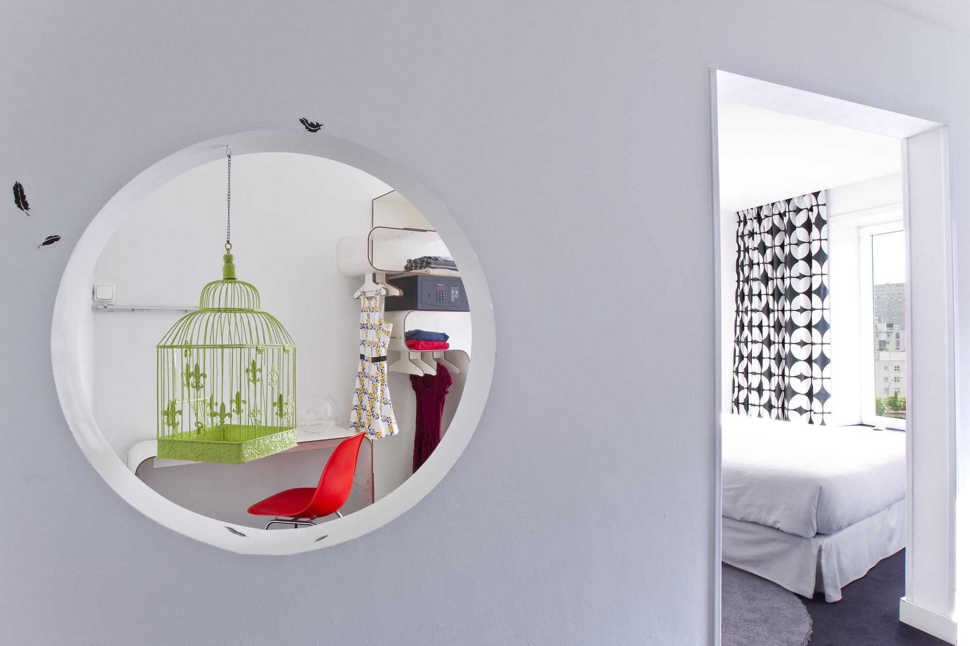 Hotel Gat Point Charlie 3*