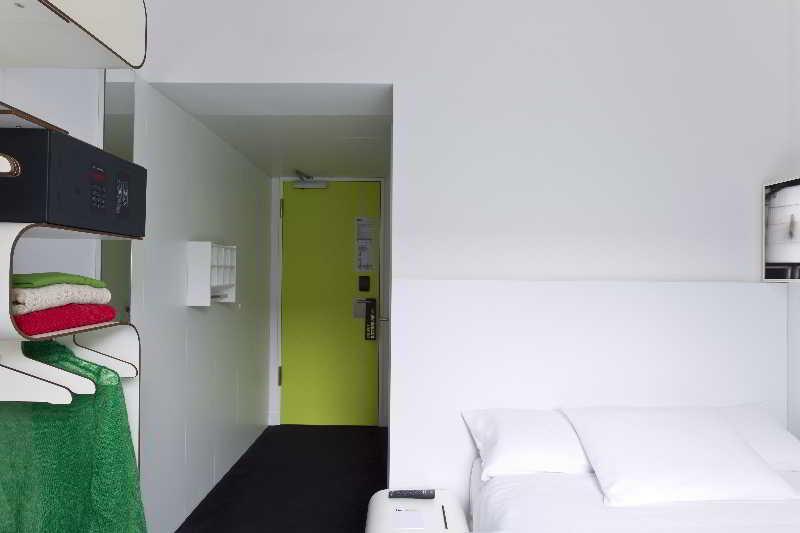Gat Point Charlie Hotel 3*
