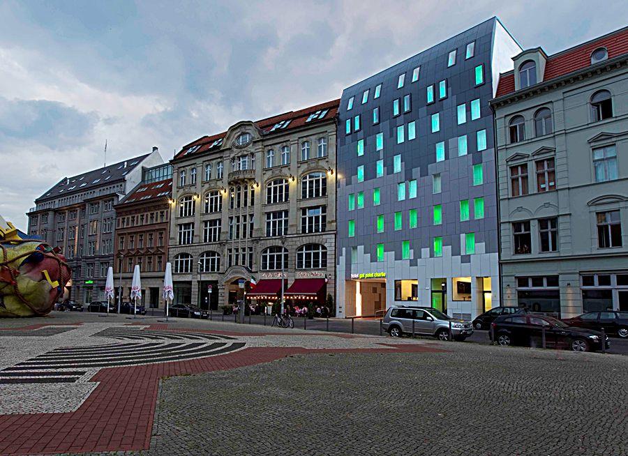 Hotel Gat Point Charlie